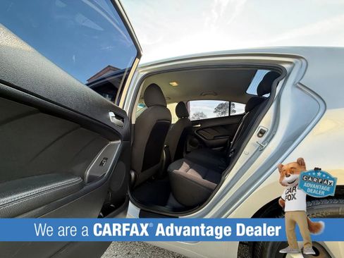 Used 2017 Kia Forte LX image 18
