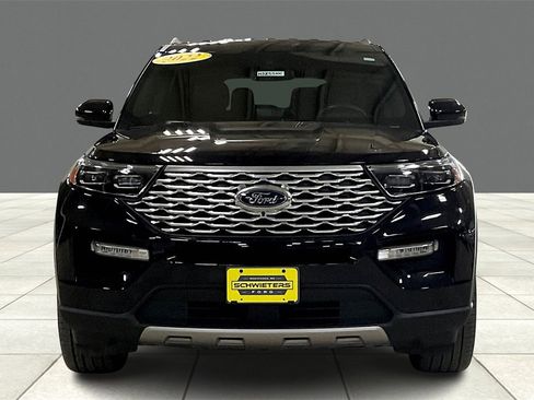 Certified 2022 Ford Explorer Platinum w/ Equipment Group 601A image 3