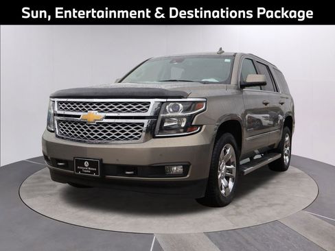 Used 2017 Chevrolet Tahoe LT w/ LT Signature Package image 4