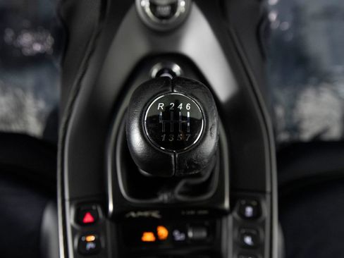Used 2020 Aston Martin V8 Vantage AMR RWD image 31