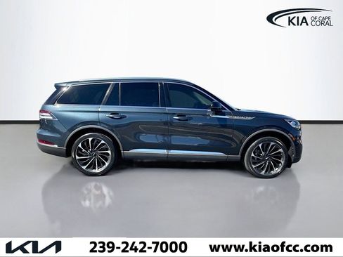 Used 2023 Lincoln Aviator Reserve w/ Equipment Group 201A image 6