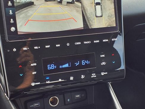 Used 2024 Hyundai Tucson Limited image 22