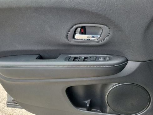 Certified 2022 Honda HR-V Sport image 14