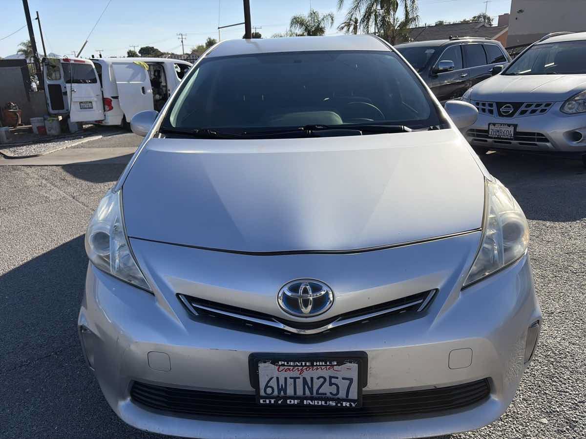 Used 2012 Toyota Prius V Three FWD image 5