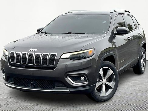 Used 2019 Jeep Cherokee Limited w/ Technology Group image 2
