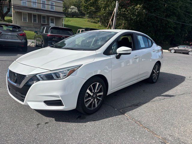 Used 2021 Nissan Versa SV FWD image 3