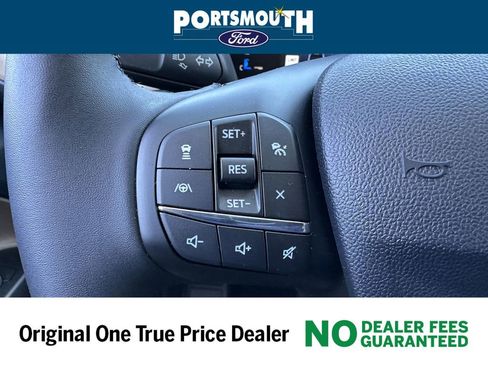 New 2025 Ford Maverick Lariat w/ 4K Tow Package image 24