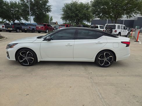 New 2026 Nissan Altima 2.5 SR FWD image 6