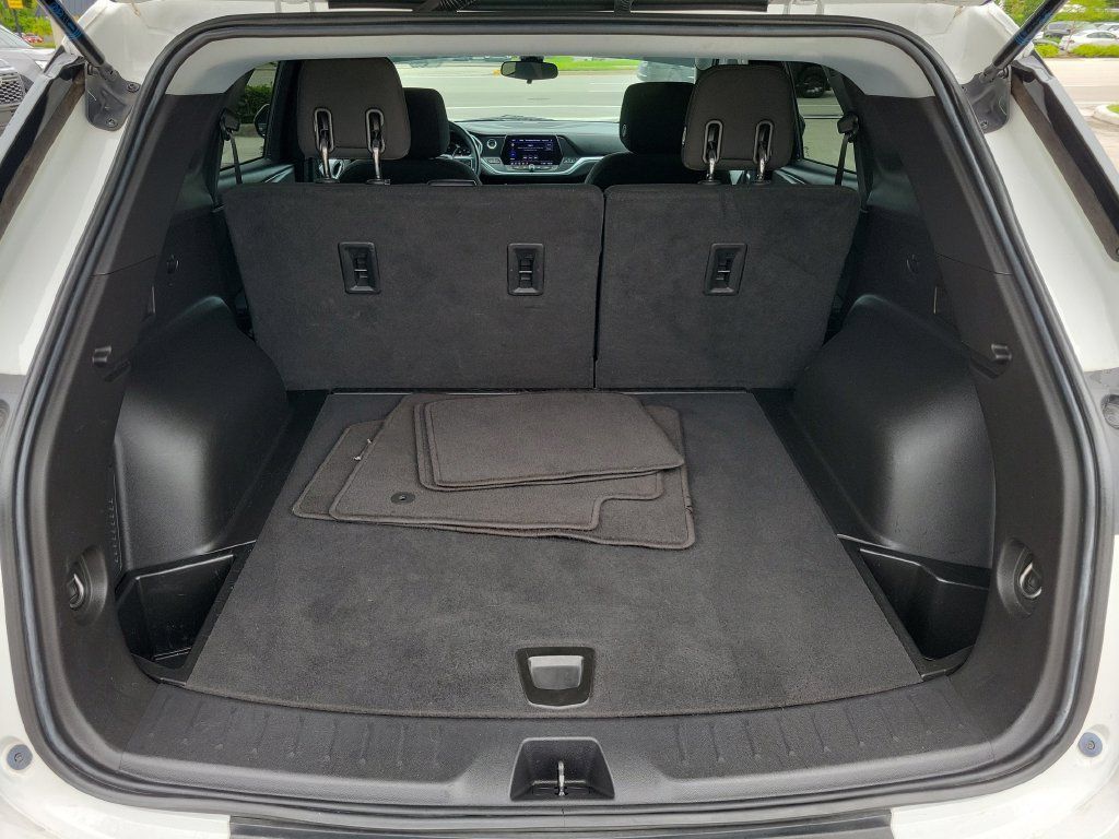 Used 2021 Chevrolet Blazer LT FWD image 14