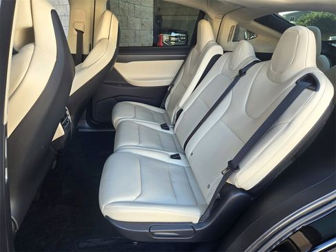 Used 2018 Tesla Model X P100D image 13