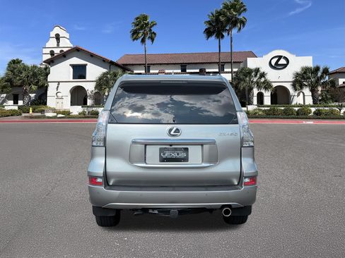 Used 2023 Lexus GX 460 Premium AWD/4WD image 3