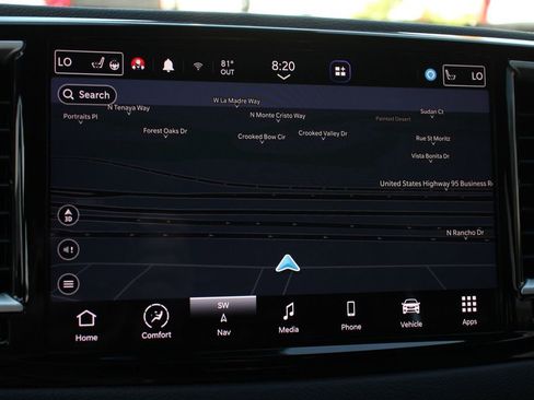 Used 2023 Chrysler Pacifica Touring-L w/ Uconnect Theater Family Group FWD image 35