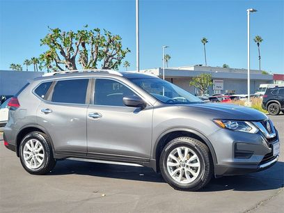 Used 2018 Nissan Rogue SV