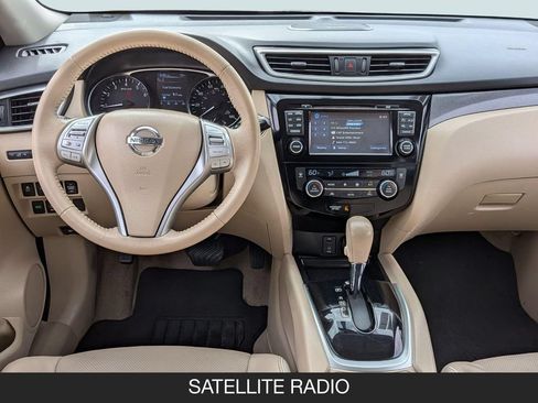 Used 2015 Nissan Rogue SL w/ SL Premium Package FWD image 13