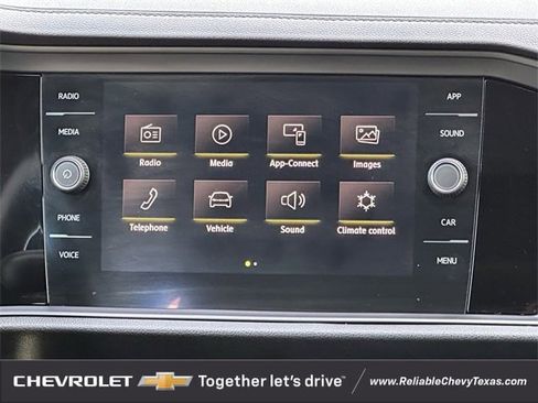 Used 2019 Volkswagen Jetta GLI Autobahn image 19