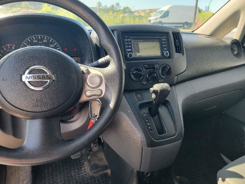 Used 2015 Nissan NV200 SV w/ Technology Package FWD image 12