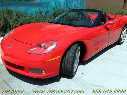 Used 2013 Chevrolet Corvette Convertible w/ Battery Protection Package image 5