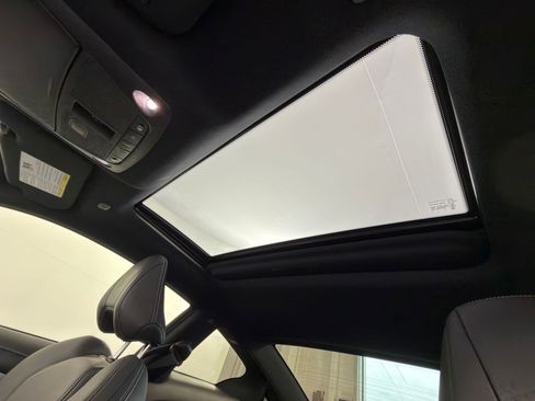 Used 2021 INFINITI Q60 3.0t Luxe w/ Essential Package image 13