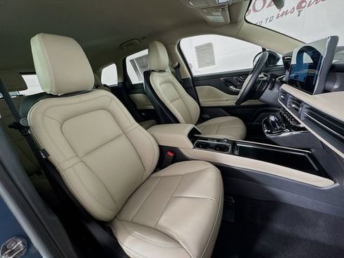 New 2026 Lincoln Corsair Premiere FWD image 29