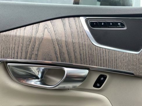 Used 2023 Volvo XC90 B6 Plus w/ Protection Package image 28