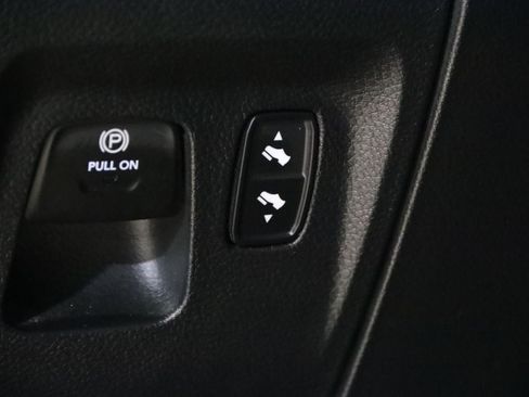Used 2024 RAM 1500 Limited w/ Body Color Bumper Group AWD/4WD image 45