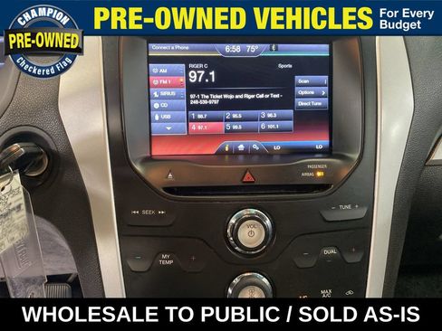 Used 2014 Ford Explorer XLT w/ Equipment Group 202A AWD/4WD image 14
