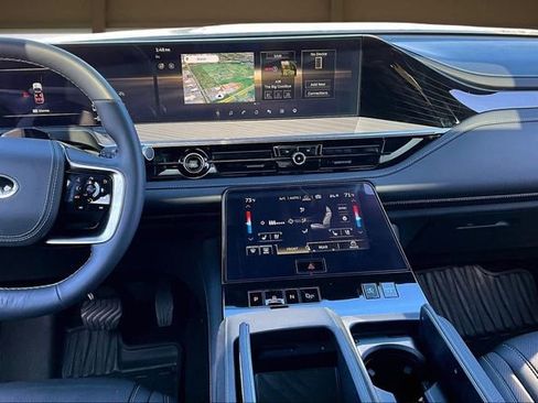 Used 2026 INFINITI QX80 Autograph image 6