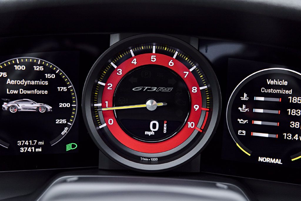 Used 2025 Porsche 911 GT3 RS RWD image 64