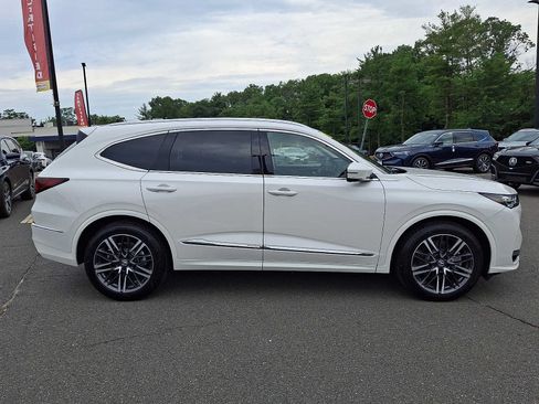 Used 2026 Acura MDX SH-AWD w/ Advance Package image 7