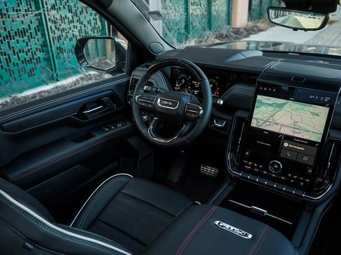 New 2026 GMC Yukon XL AT4 Ultimate AWD/4WD image 16