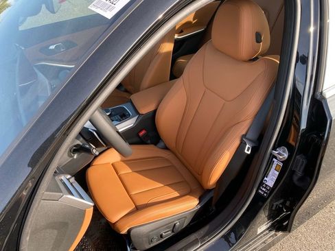 New 2026 BMW 330i xDrive Sedan AWD/4WD image 11