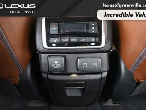 Used 2019 Subaru Ascent Touring AWD/4WD image 24