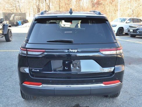 Used 2023 Jeep Grand Cherokee Altitude image 7