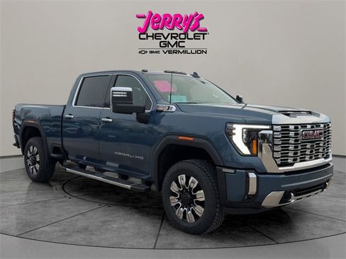 New 2026 GMC Sierra 2500 Denali w/ Denali Reserve Package image 7