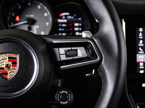 Certified 2026 Porsche Macan S AWD/4WD image 14