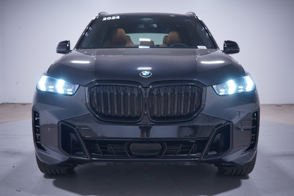 Used 2024 BMW X5 sDrive40i w/ M Sport Package RWD image 4