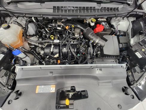 Used 2024 Ford Edge Titanium image 8