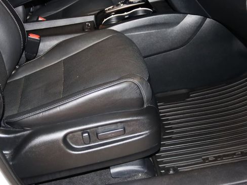 Used 2022 Honda Pilot Elite image 58