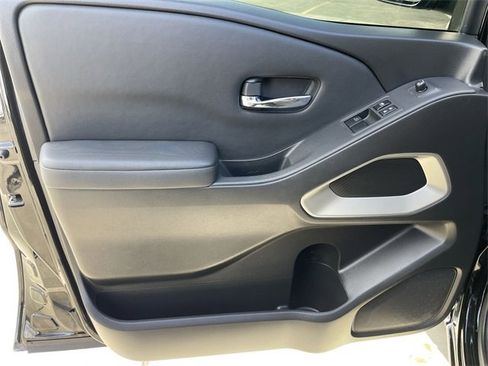 Used 2022 Nissan Frontier SV image 20