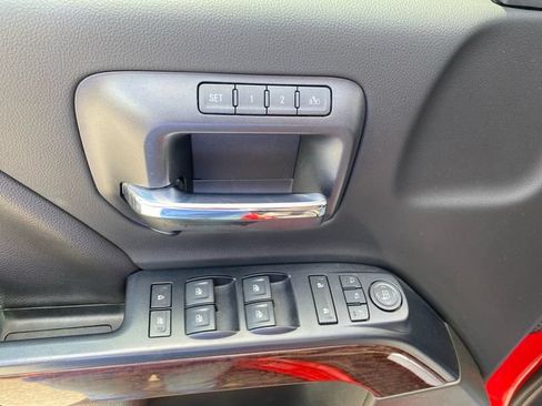 Used 2018 GMC Sierra 1500 SLT AWD/4WD image 17