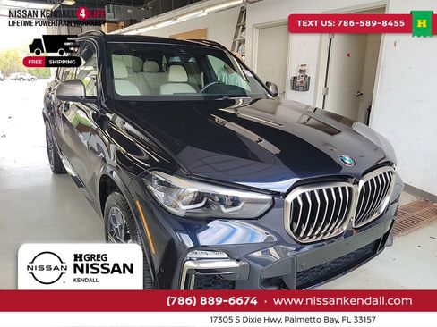 Used 2020 BMW X5 M50i w/ Premium Package image 2