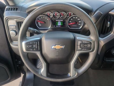 Certified 2022 Chevrolet Silverado 1500 Custom w/ Safety Confidence Package image 11