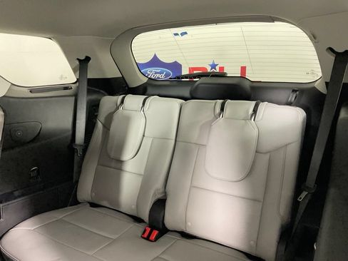 New 2026 Ford Explorer Active w/ Active Comfort Package RWD image 17