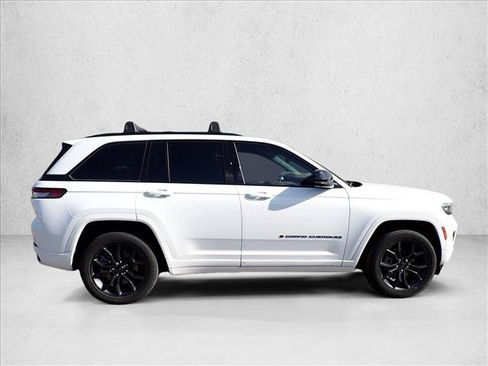 Used 2024 Jeep Grand Cherokee Limited 4xe AWD/4WD image 4