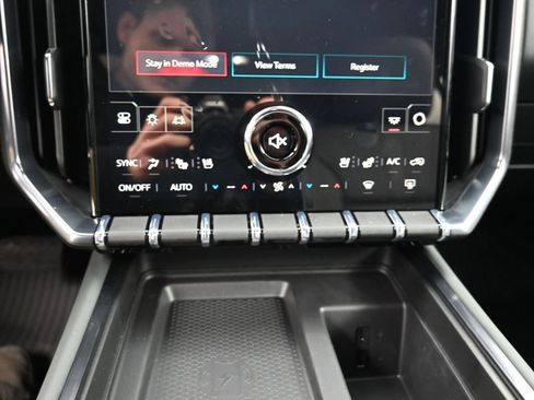 New 2026 GMC Acadia AT4 w/ Luxury Package AWD/4WD image 14