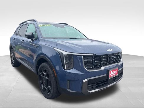 Used 2024 Kia Sorento SX image 11