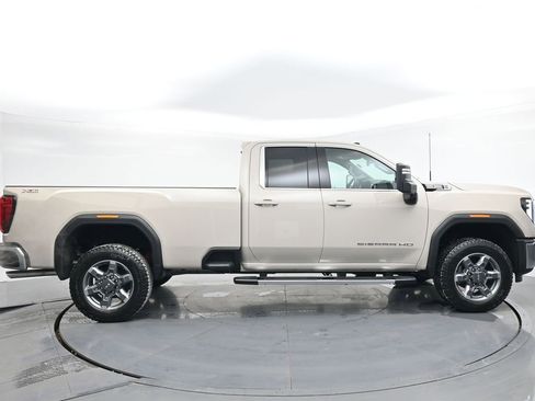 New 2026 GMC Sierra 3500 SLE w/ SLE Value Package image 6