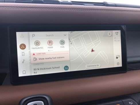 Used 2023 Land Rover Defender 110 S image 8