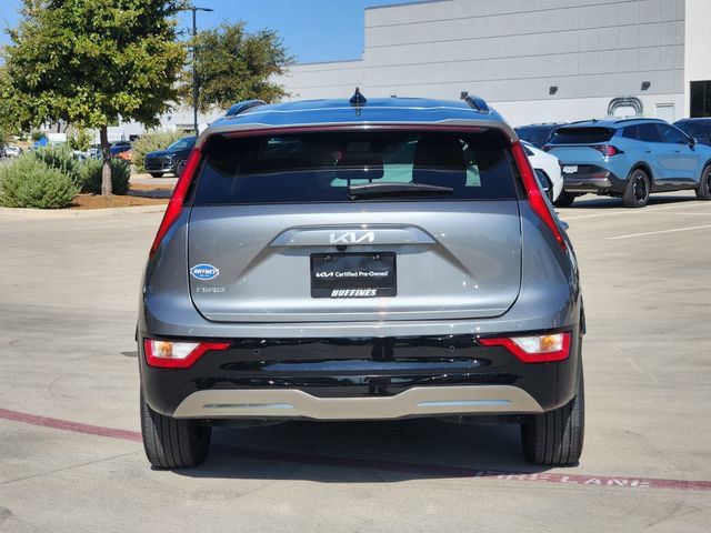 Certified 2024 Kia Niro Wind FWD image 6