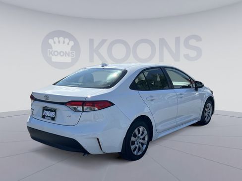 Used 2023 Toyota Corolla LE image 16